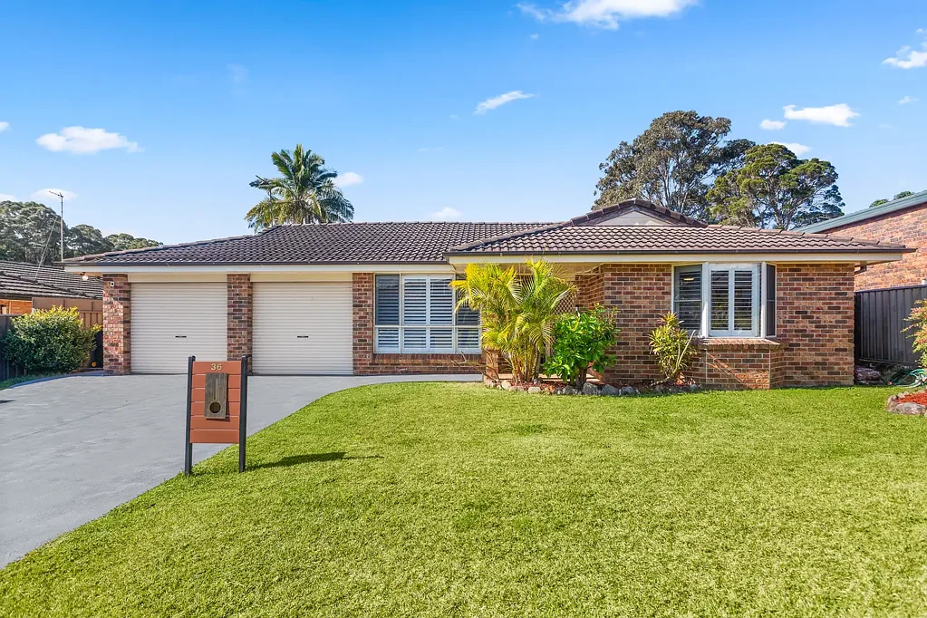 Shellharbour 4房  MUCH LOVED FAMILY HOME IN THE HEART OF SHELLHARBOUR