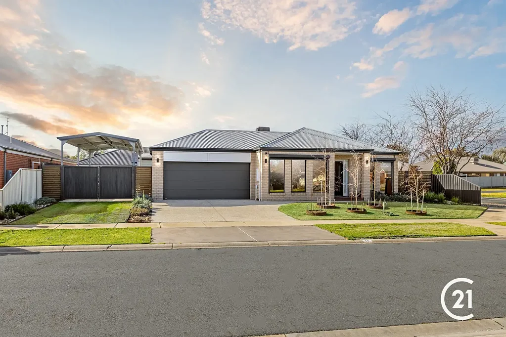 Echuca 4房  Space To Grow, Entertain & Store It All!