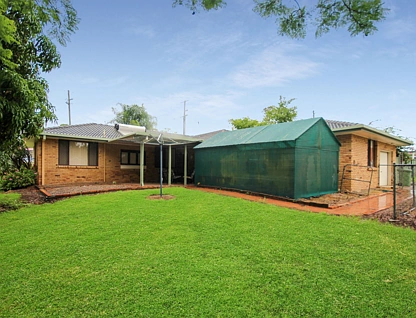 10 Moggill Ferry Road, Riverview, Ipswich - Greater Region, 3 rūma, 1 rūma horoi, House