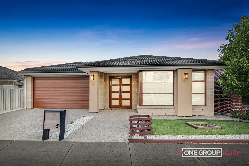 Mickleham 4 Slaapkamer Impeccable Opportunity Close to KOLBE COLLEGE!!!