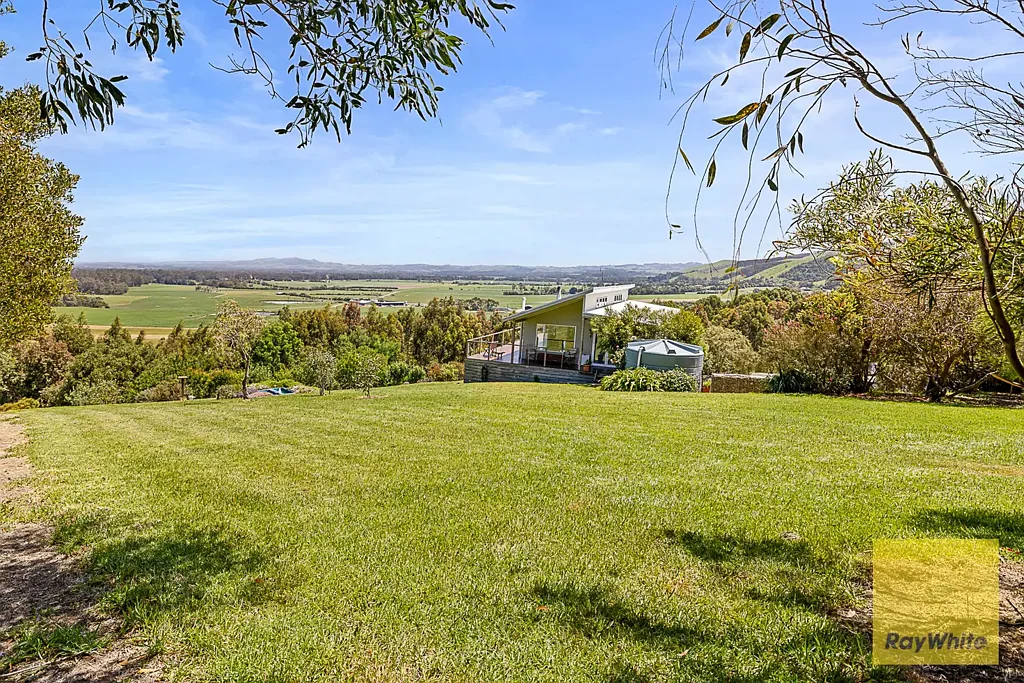 Toora 2 Bedroom Views to thrill