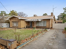 18 Anderson Street, Euroa