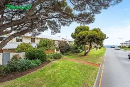 9/17 Princes Street, Cottesloe