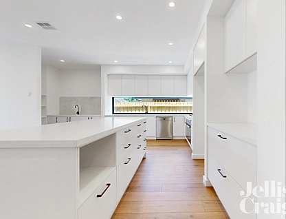 18A Noora Avenue, Bentleigh East, Bayside, 4 ห้องนอน, 3 ห้องน้ำ, Townhouse