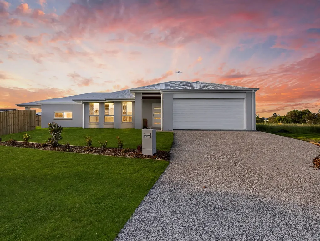4 Bedroom Home in Point Vernon for $700 Per week