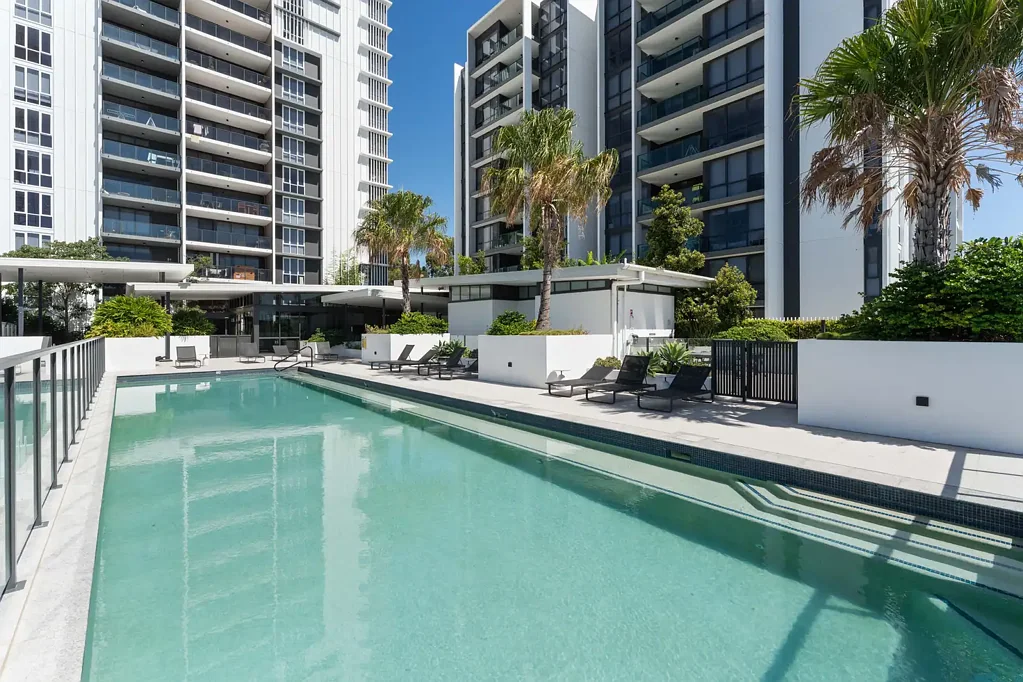 Varsity Lakes 2Moenga Best Value in the Entire Cienna Complex - And the Easiest One to Move Straight Into