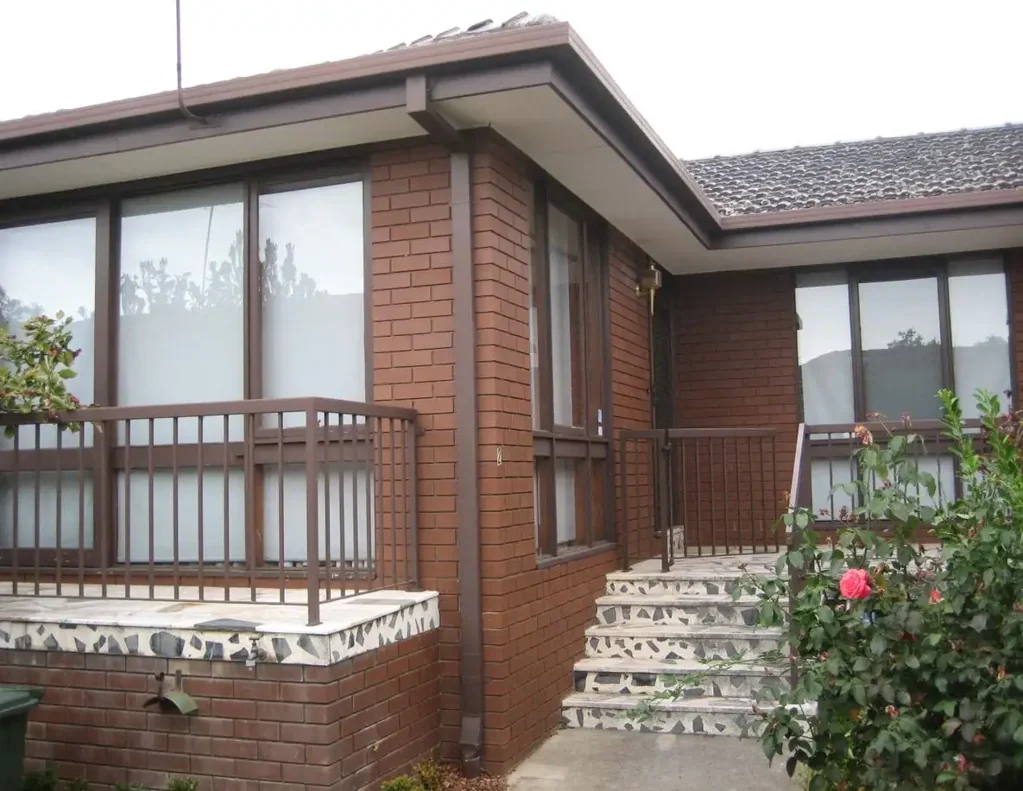 Easy living single -story unit