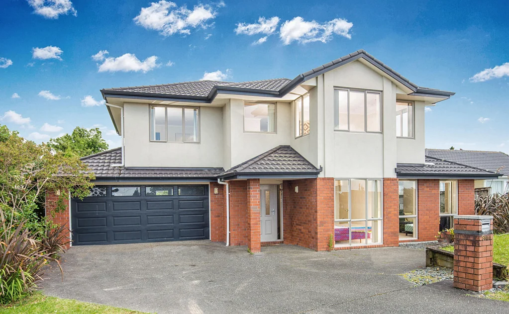 Spacious Renovated Family Home in Northcross