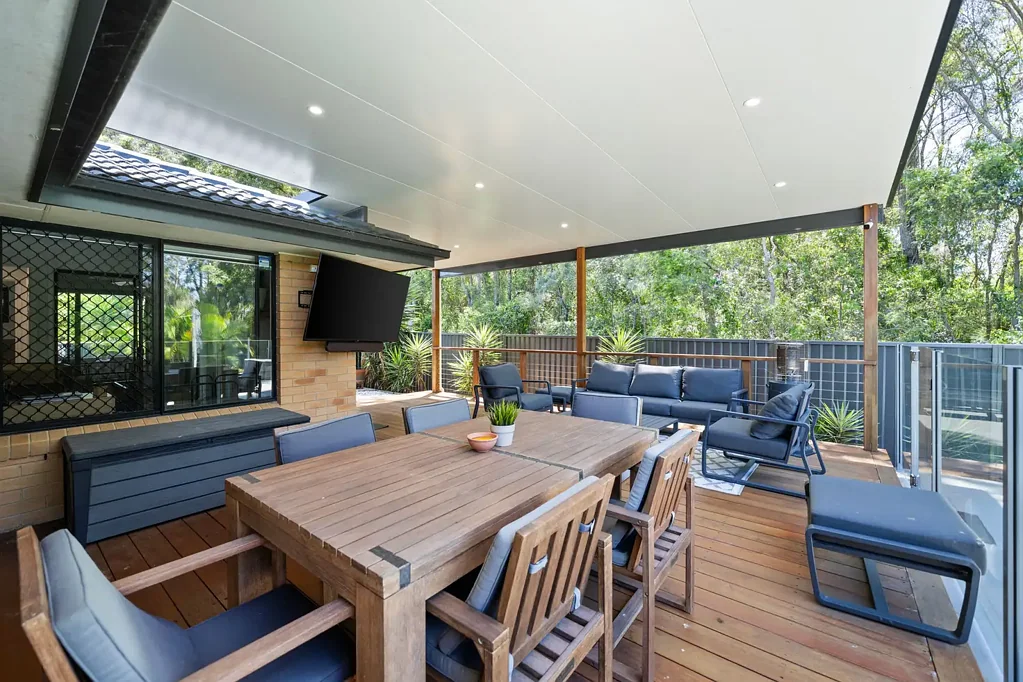16 Greenbank Circuit, Carrara, QLD 4211
