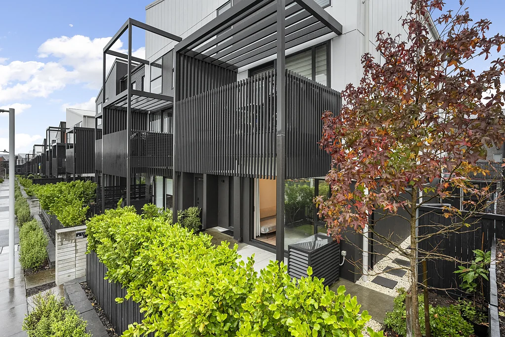 1/71 Hobsonville Point Road, Hobsonville, Waitakere City, Auckland