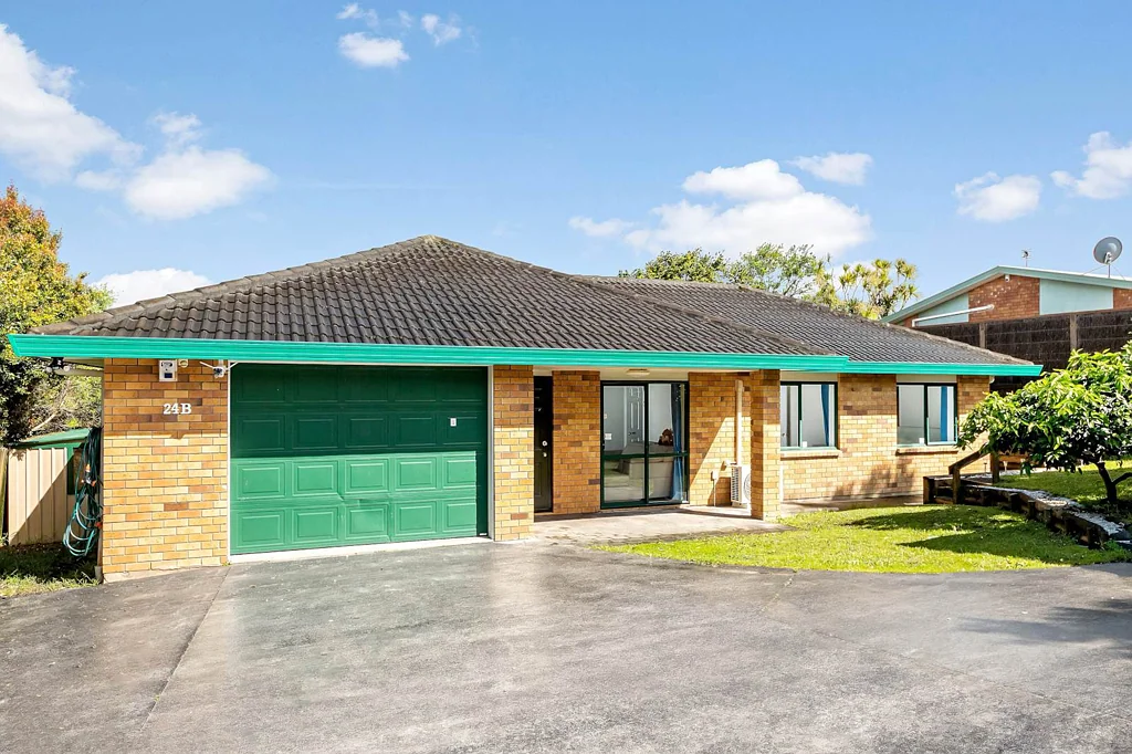 24B McLeod Road, Henderson, Waitakere City, Auckland