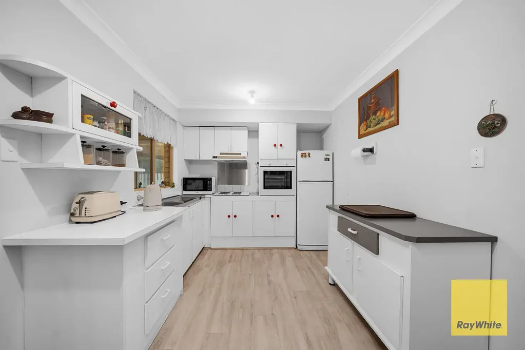 52 Milstead Way, Marangaroo, WA 6064