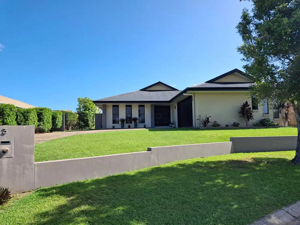 3 Bayley Court, Urraween, QLD 4655