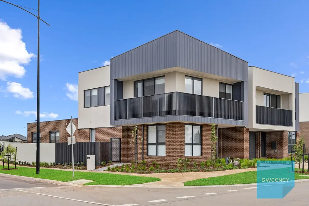 Please contact catie@sweeneyea.com.au for private inspections.