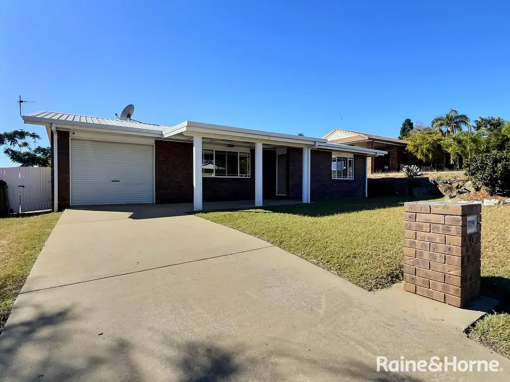 LOW SET 3 BEDROOM HOME IN NEW AUCKLAND!