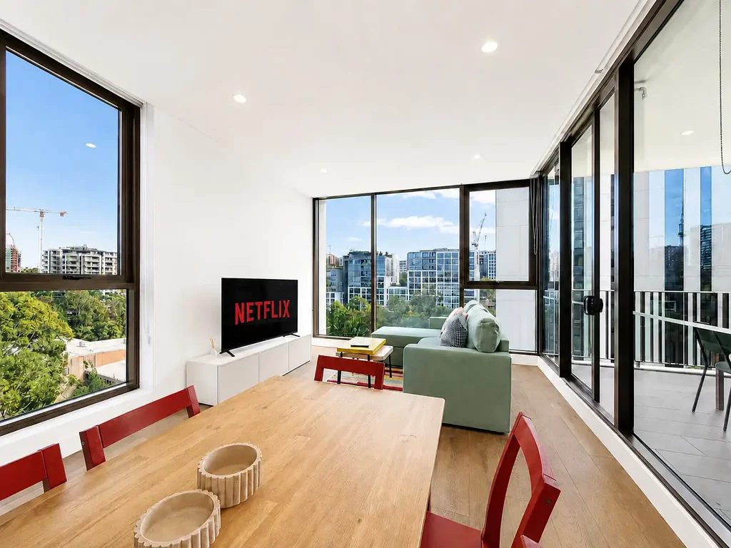 Macquarie Park 2Kwarto Super elegant 1 bedroom apartment with sperate study room and stunning views || The one you should never miss!