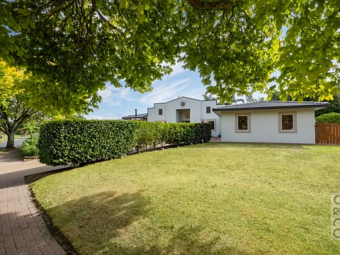 Huapai 4房  Sprawling Home on 1556sqm ~ Present ALL Offers!