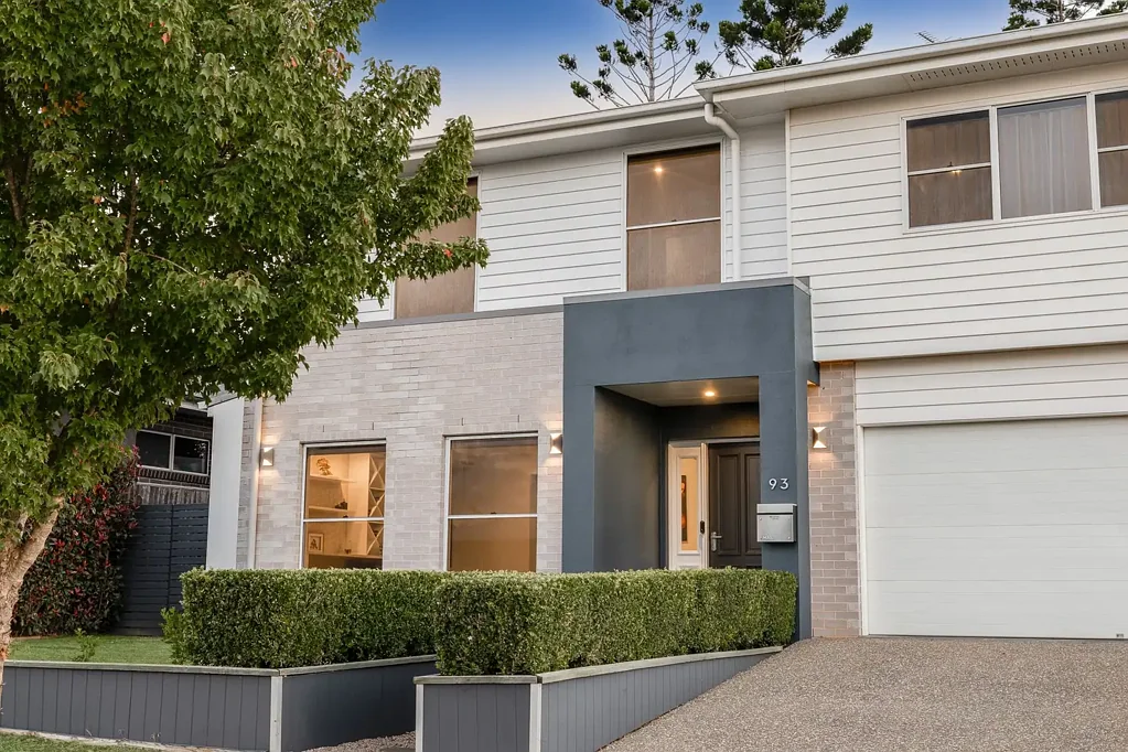 Kearneys Spring 5غرفة نوم Standout Home with Luxury Fittings