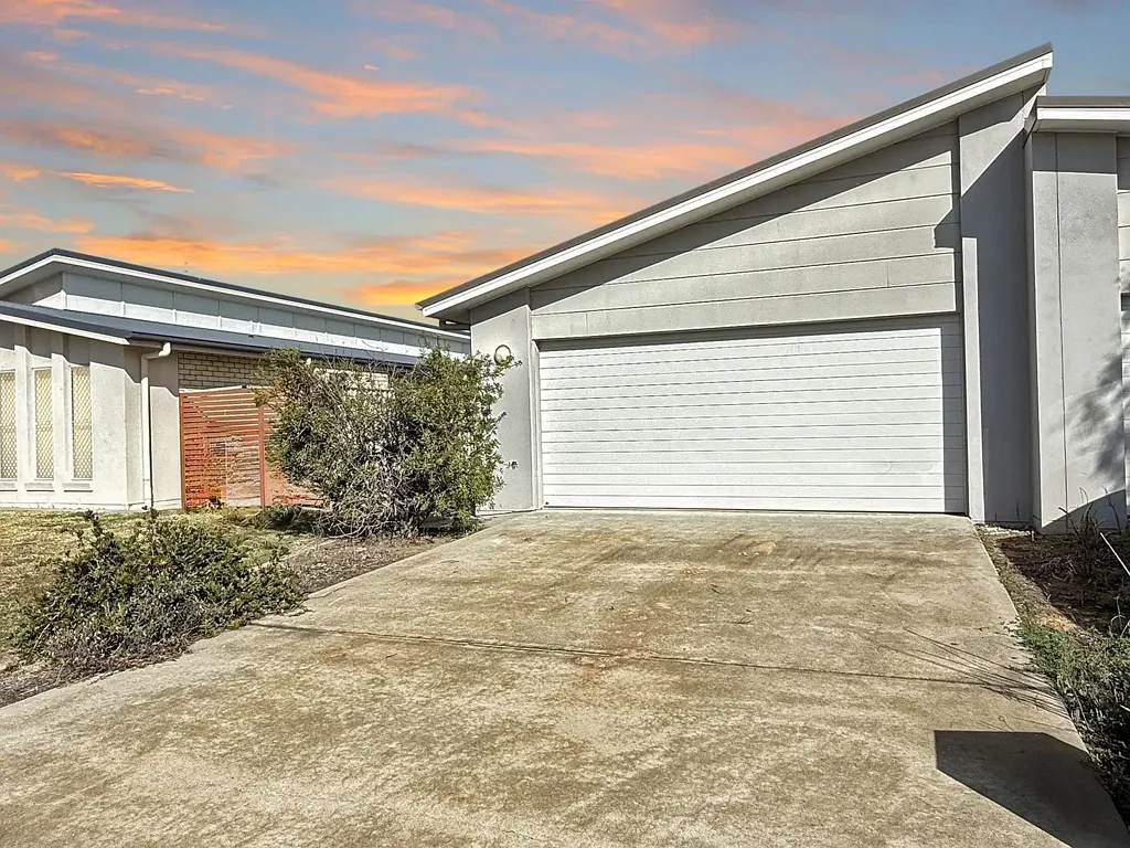 6 Archer Street, Chinchilla, QLD 4413