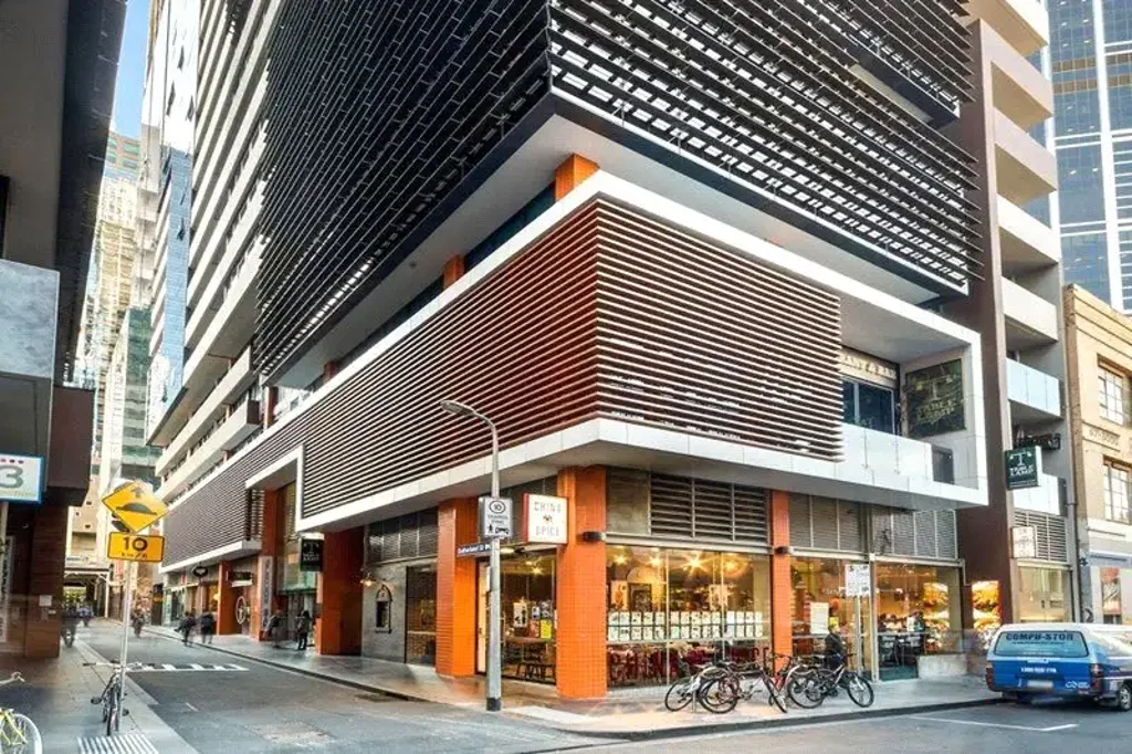 Three Bedroom Apartment in Perfect CBD Location!