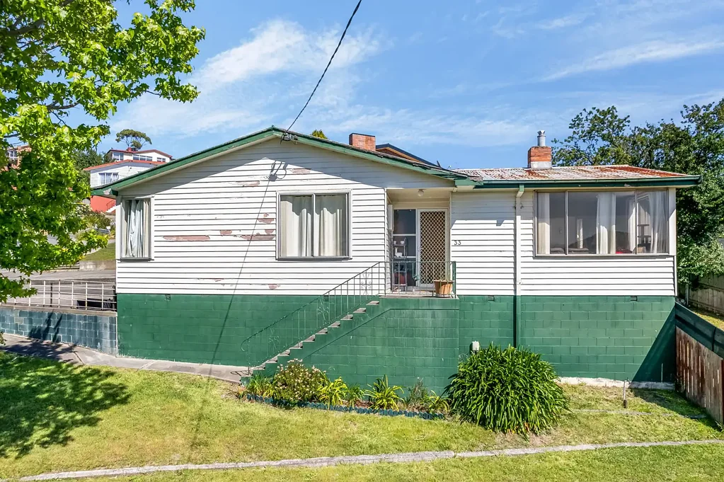 33 Canberra Road, Claremont, TAS 7011