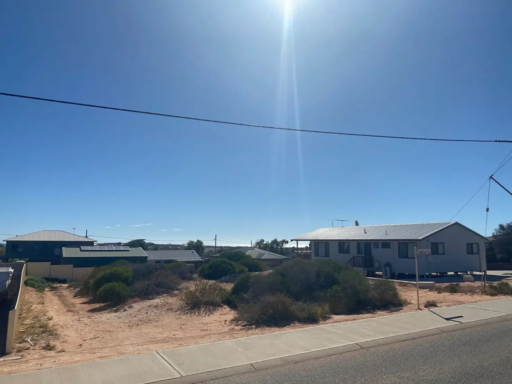 25 Capewell Drive, Denham, WA 6537
