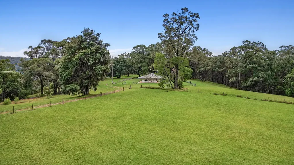 Kurrajong Hills 3 Slaapkamer 14 Acres of Arable and Native Bushland at First Glance
