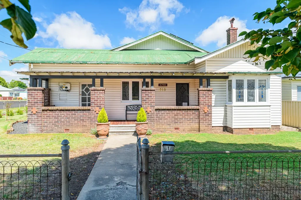 Glen Innes 6 Bedroom Alpines Meets The New England