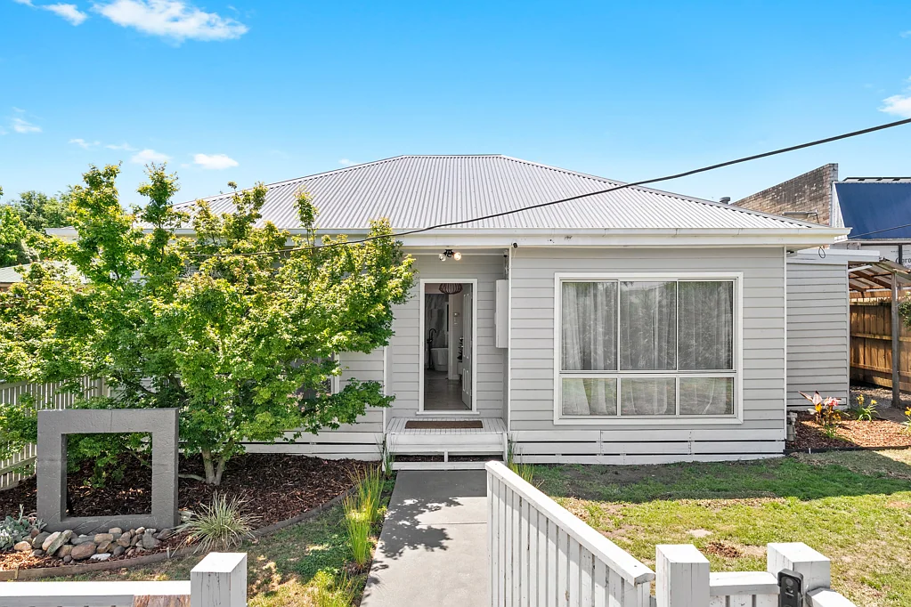 427 Mt Dandenong Road, Croydon, VIC 3136