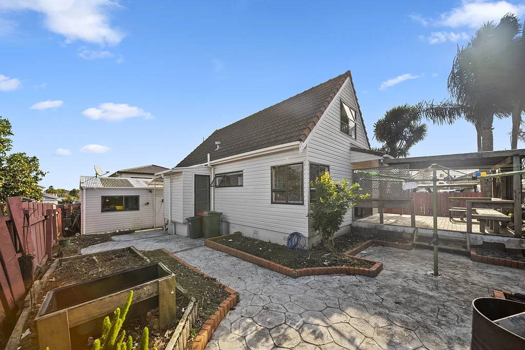 2/18 Elizabeth Avenue, Papatoetoe, Manukau City, Auckland