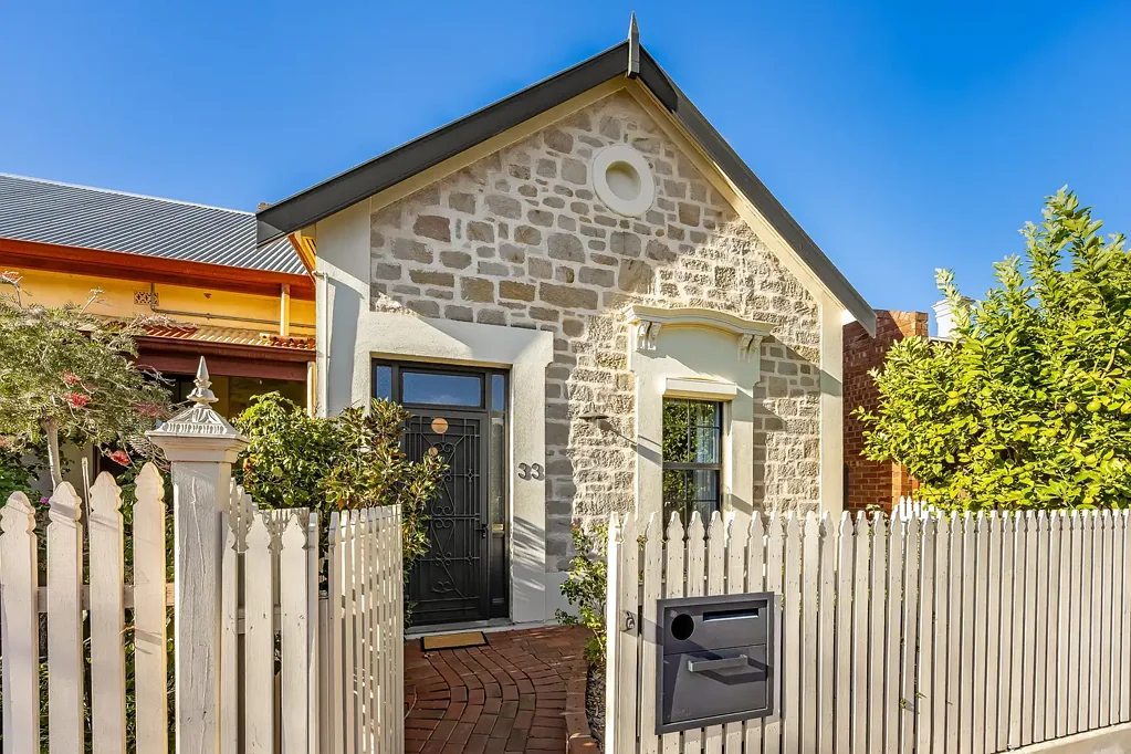 Hackney 3غرفة نوم Extended charm, enriched with lifestyle on the brink of the city & Linear Park
