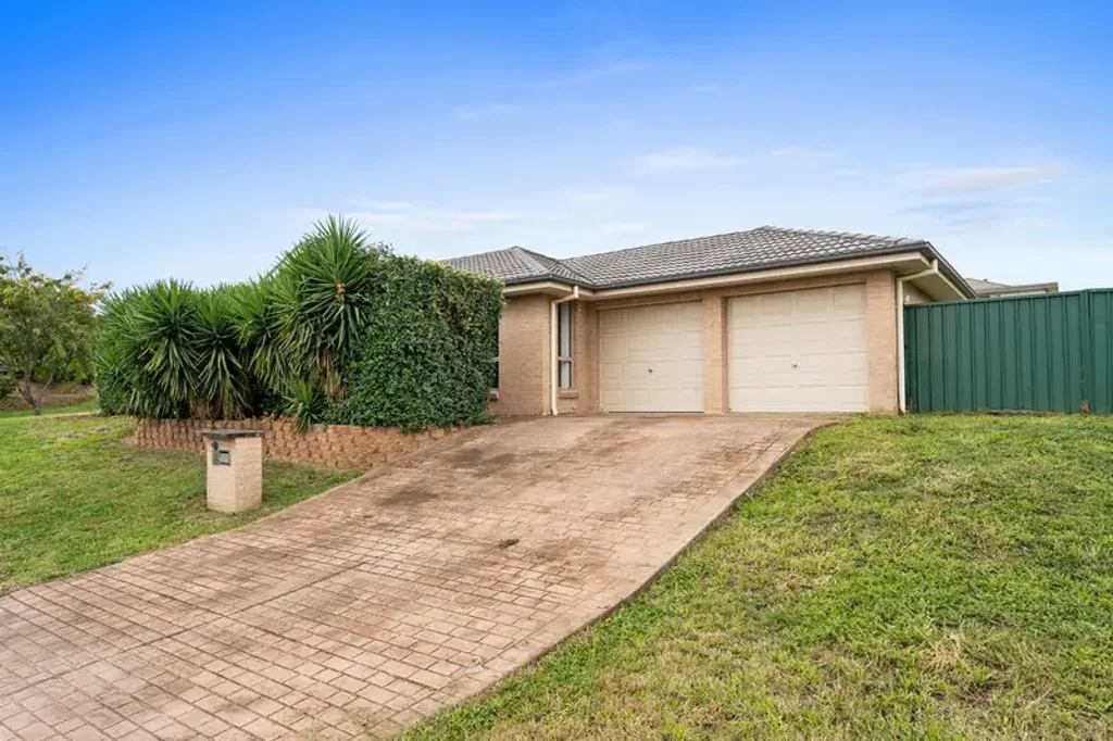 Four Bedroom Home in Eastbrook Links