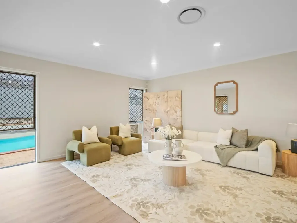 Wellington Point 7房 七卧豪宅 700㎡转角地 邻校近商 太阳能泳池 娱乐空间奢享 A Grand Family Sanctuary with Room to Breathe, Entertain & Indulge