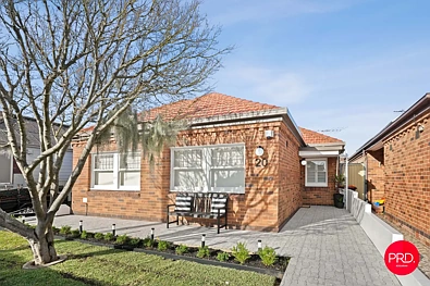 Brighton-Le-Sands 3房 Brighton-Le-Sands 中心区的精致生活 Sophisticated Living in the Heart of Brighton-Le-Sands