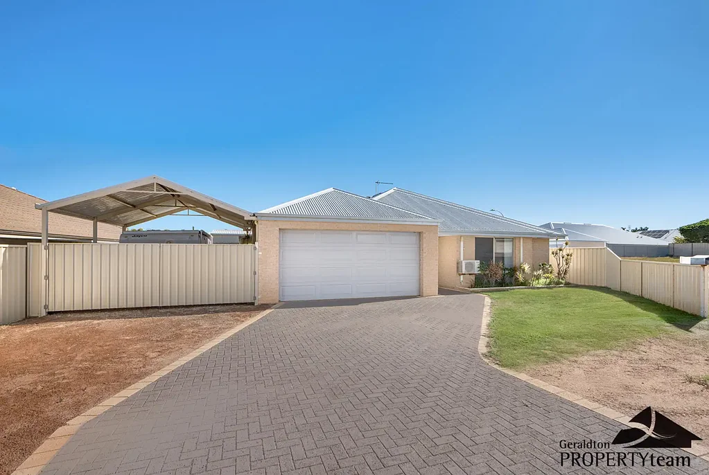 19 Reef Boulevard, Drummond Cove, WA 6532