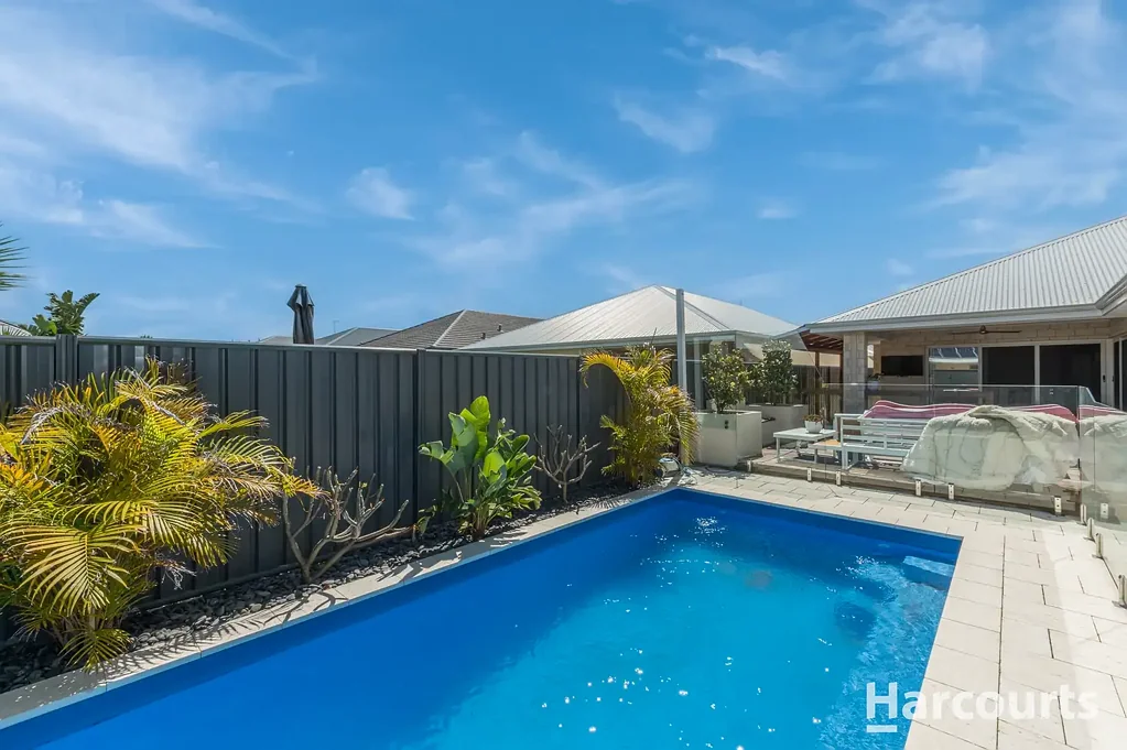 Perfect Family Home with Pool