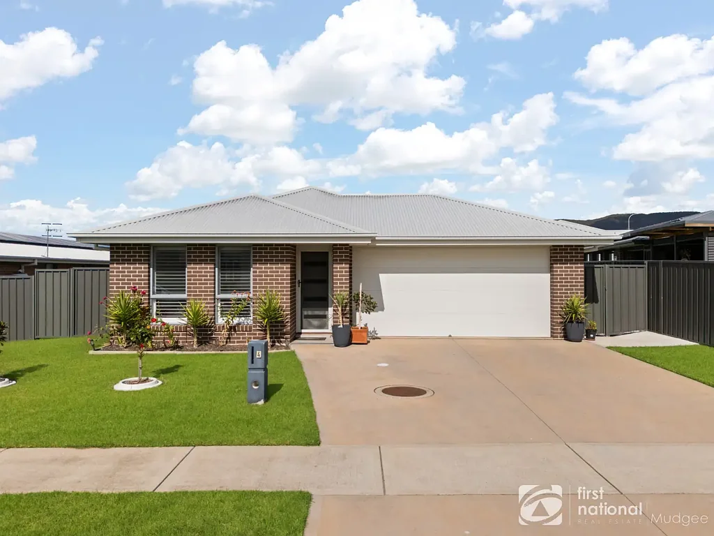 Mudgee 4房  MOVE IN AND ENJOY!