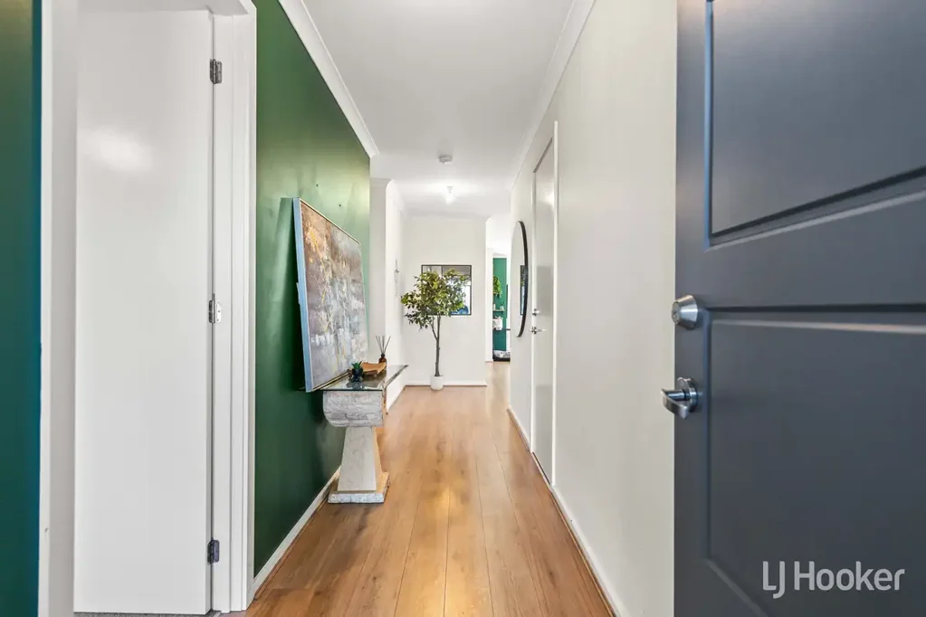 Angle Vale 4房  Stylish Family Living with Space to Enjoy