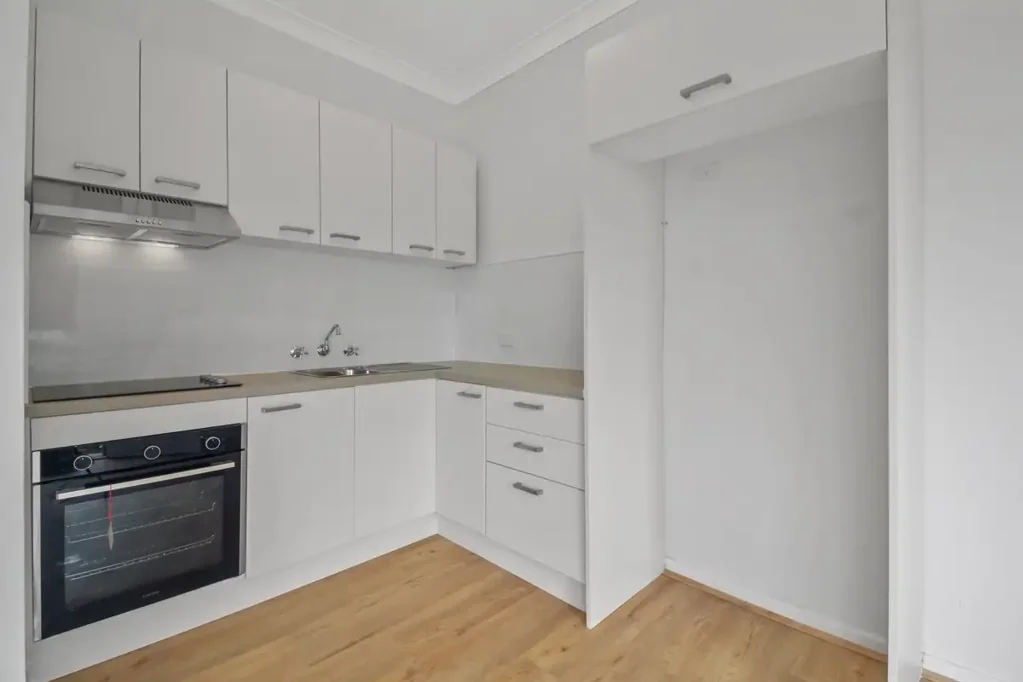 Updated Interiors with Convenient City-Fringe Living