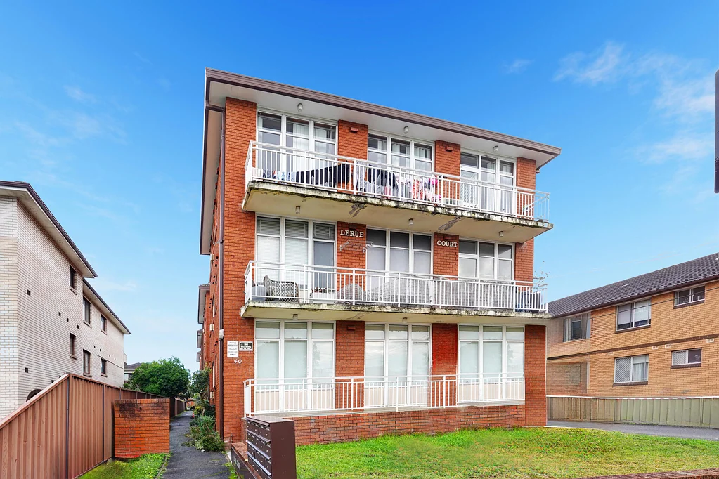 Campsie 2chambre Large Ground Floor 2-Bedroom + Study Apartment