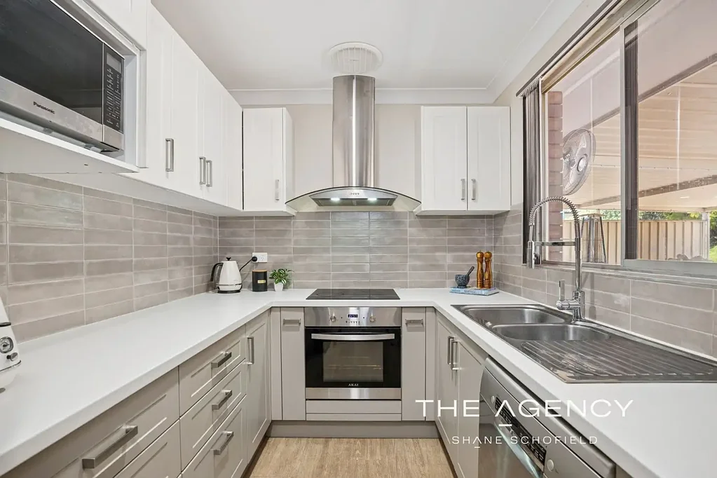 20 Abingdon Road, Swan View, WA 6056