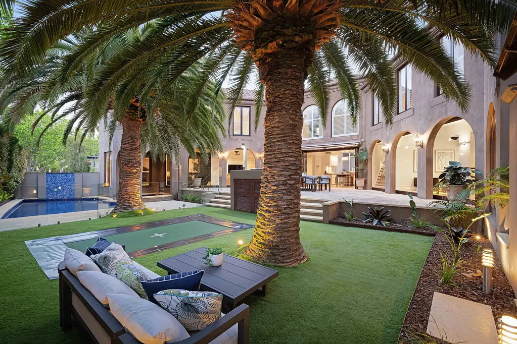 Grand-Scale Mediterranean Villa