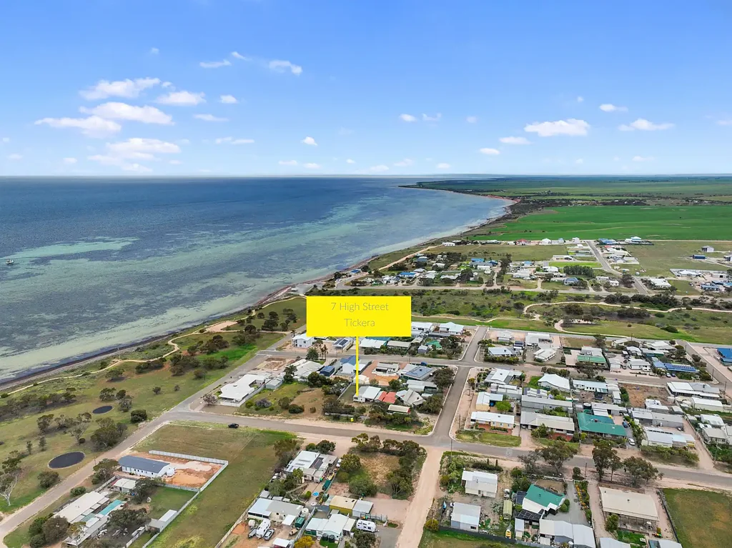 7 High Street, Tickera, SA 5555