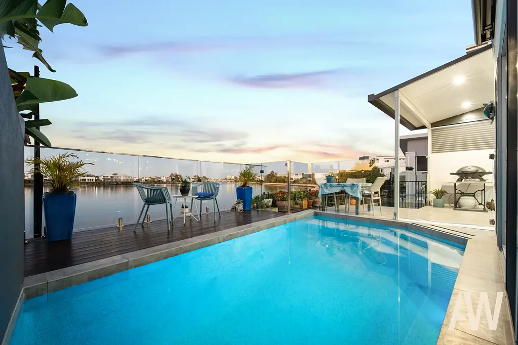 Birtinya 4 Bedroom Waterfront Splendour, Lifestyle Magnificence