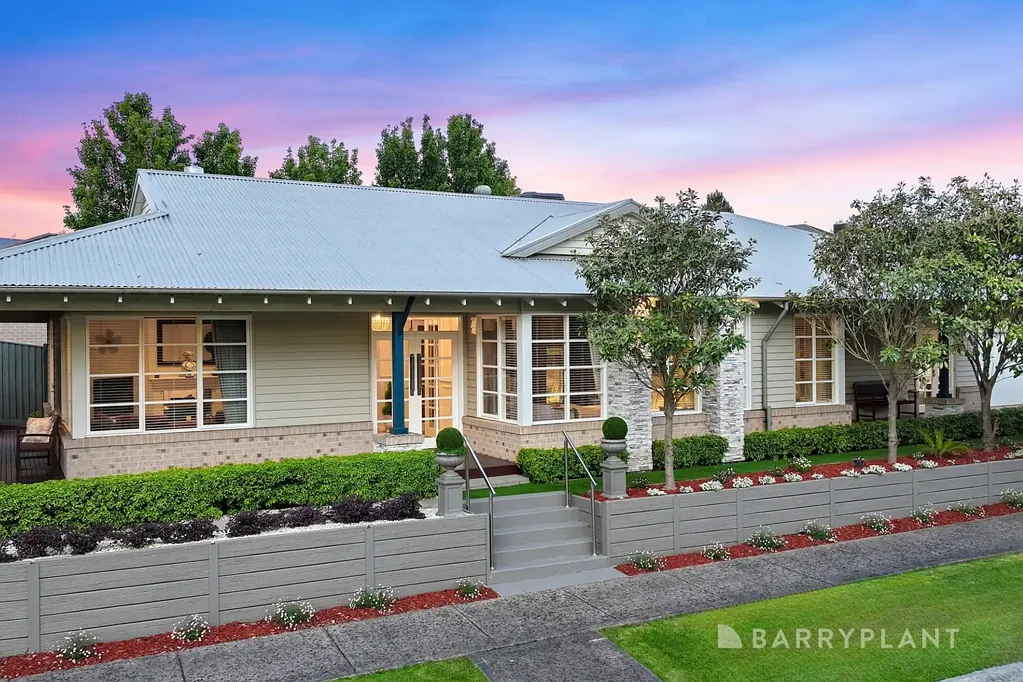 Warragul 4房  EXQUISITE, EXCEPTIONAL, ELEGANT
