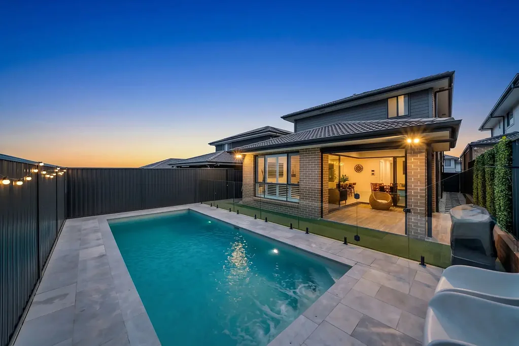Austral 4Moenga Luxury Family Living with Resort-Style Entertaining