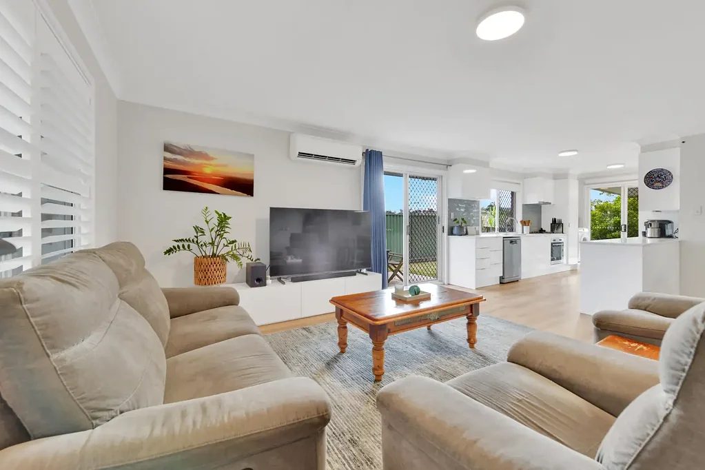 Darra 3Kwarto Renovated Throughout and Ready to Enjoy – Your Perfect Lowset Home Awaits!