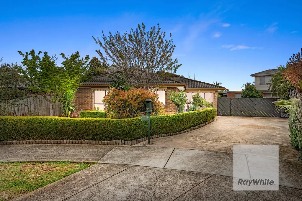 4 Porter Court, Mill Park, VIC 3082