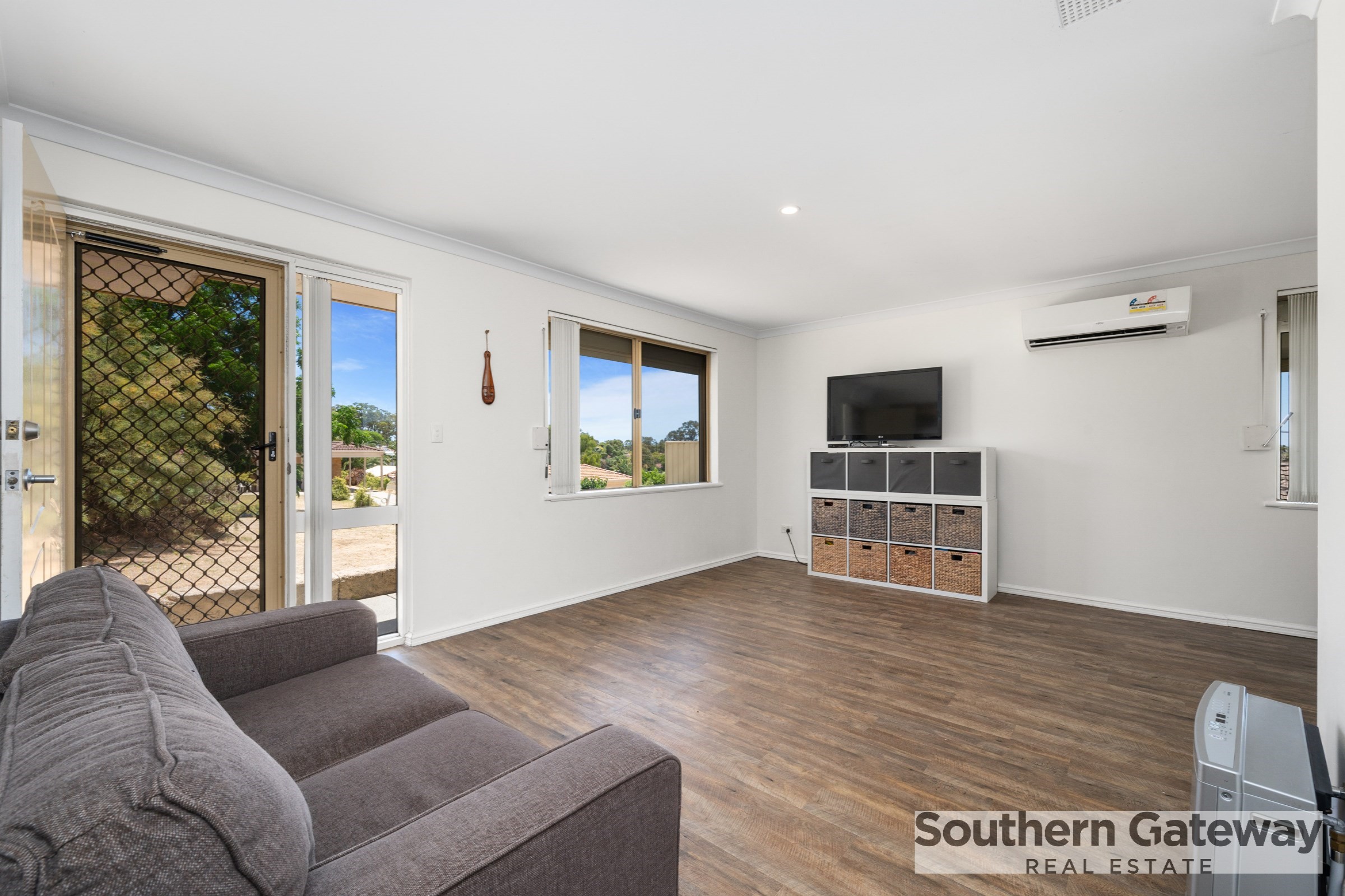 13 BRIGNELL GDNS, PARMELIA WA 6167, 0 phòng ngủ, 0 phòng tắm, House