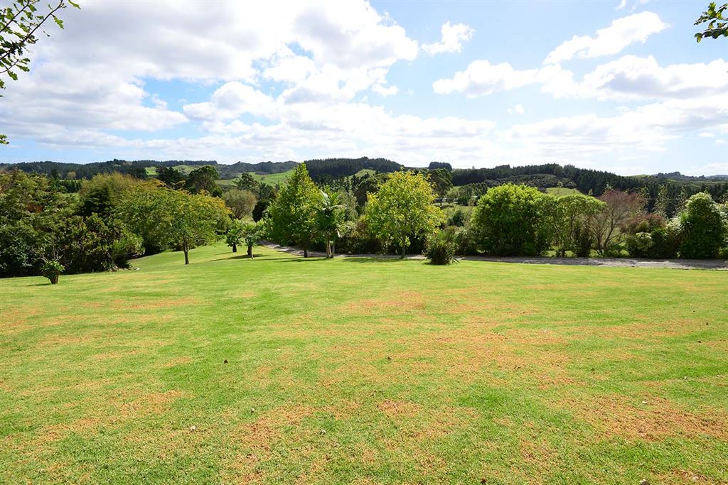 54 Russell Road, Wainui, Auckland - Rodney, 3 ਕਮਰੇ, 2 ਬਾਥਰੂਮ